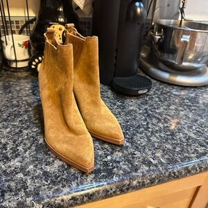 MARC FISHER Gadri Pointed Suede Booties Natural Tan Womens Size 6M